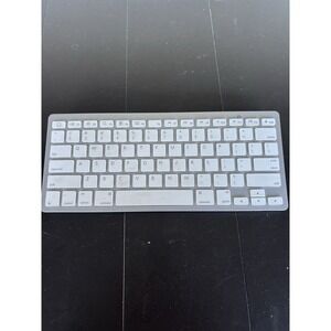 Omoton Wireless Keyboard Ultra-Slim Bluetooth Silver White‎ QWERTY Office Home